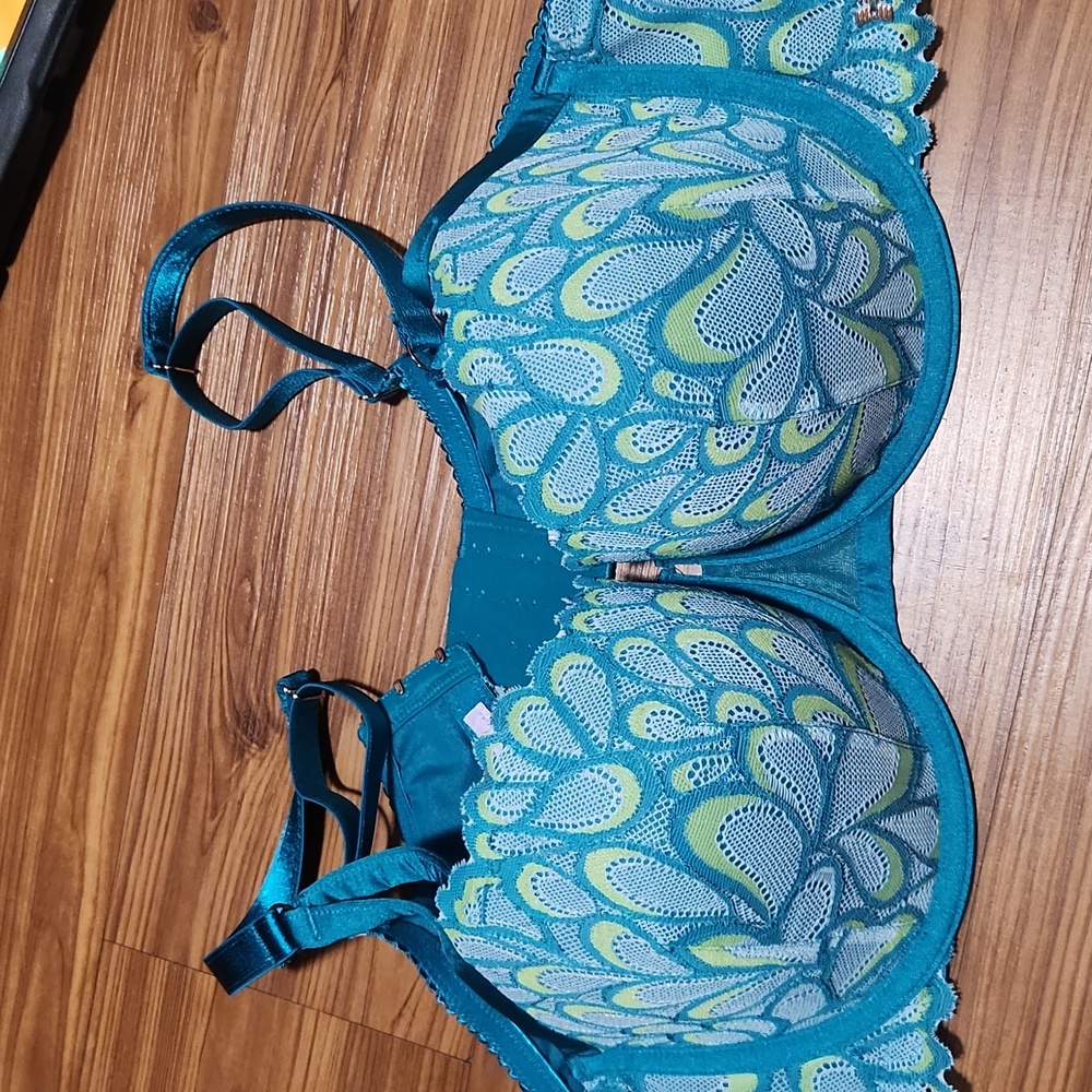 Savage X Fenty Bra 42C NWOT